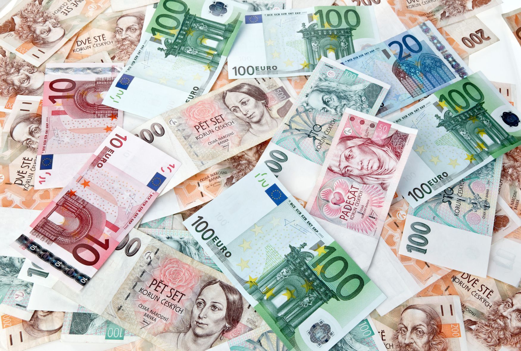 koruna euro bankovky peníze