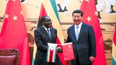Robert Mugabe a Si Ťin-pching, Velký sál lidu v Pekingu, Čína, 2014