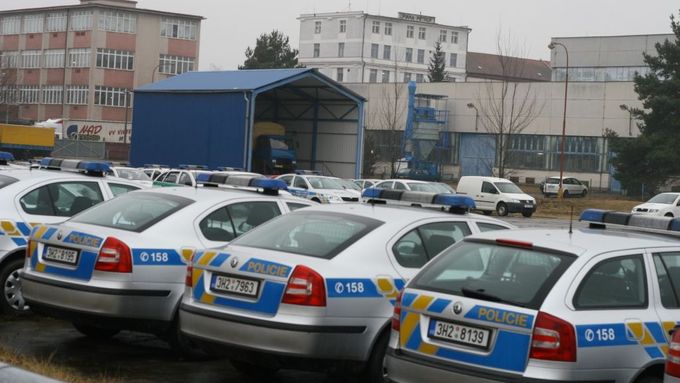 Policie dostane přes 250 nových aut.