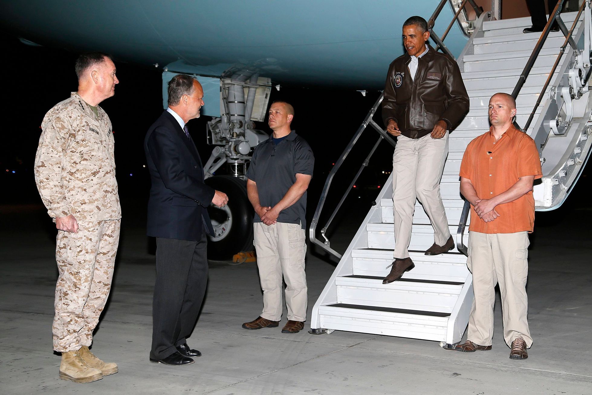 Obama nečekaně přiletěl za vojáky do Afghánistánu