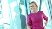 Králová se ukázala jako muž, Pizingerová šla do plavek a Vondráčková má doma miminko