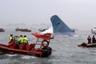 Korejská policie našla tělo majitele potopeného trajektu