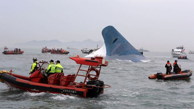 Potopený jihokorejský trajekt.