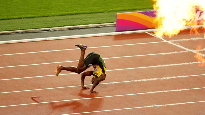Usain Bolt během svého posledního závodu v kariéře.