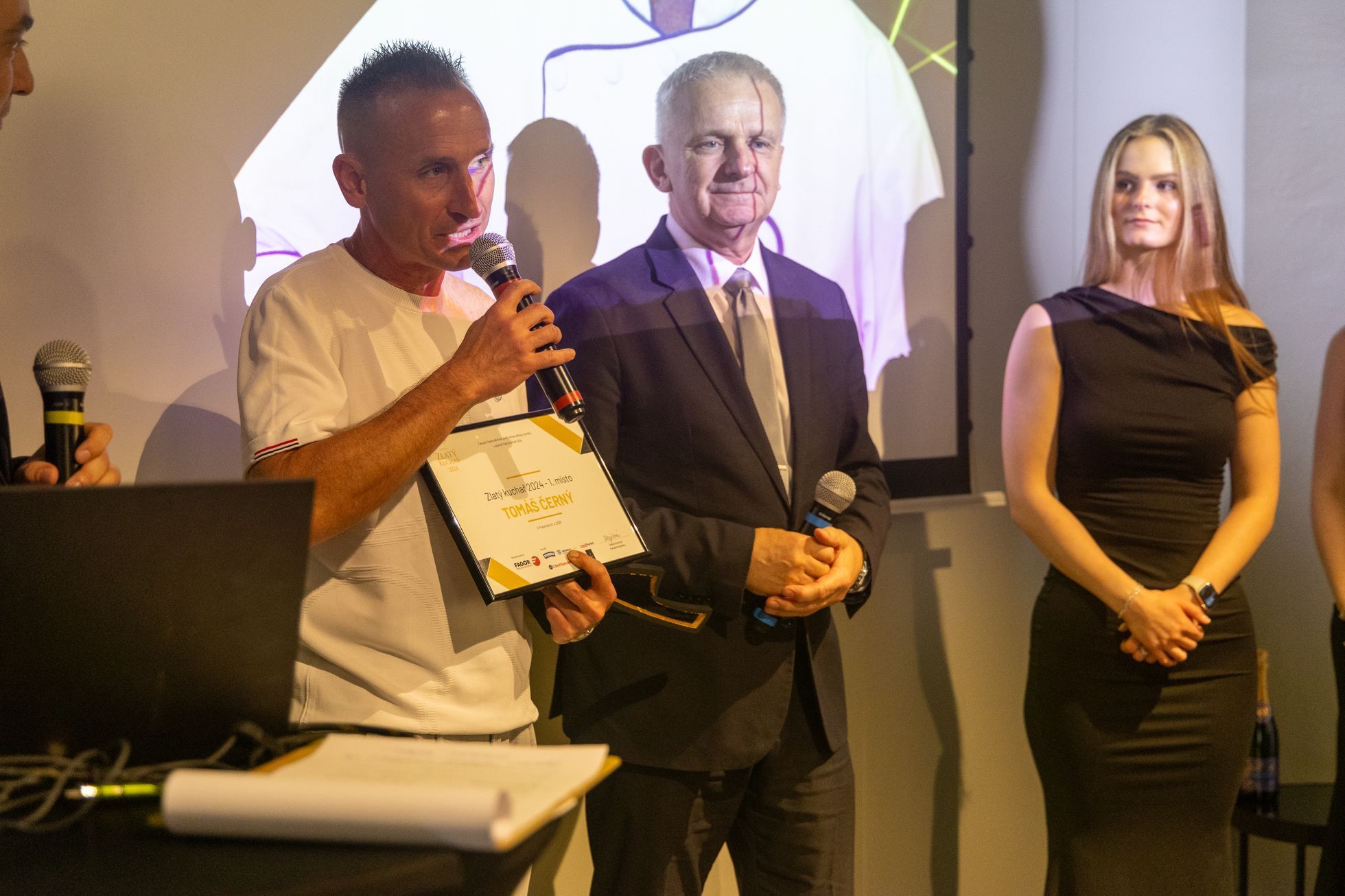 kuchař, anketa, výhra, soutěž, jídlo