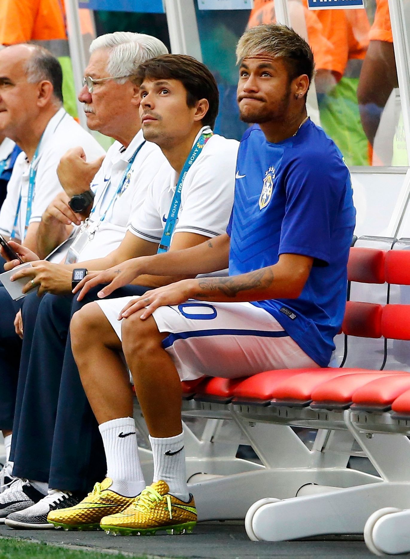MS 2014, Brazílie-Nizozemsko: zraněný Neymar na lavičce