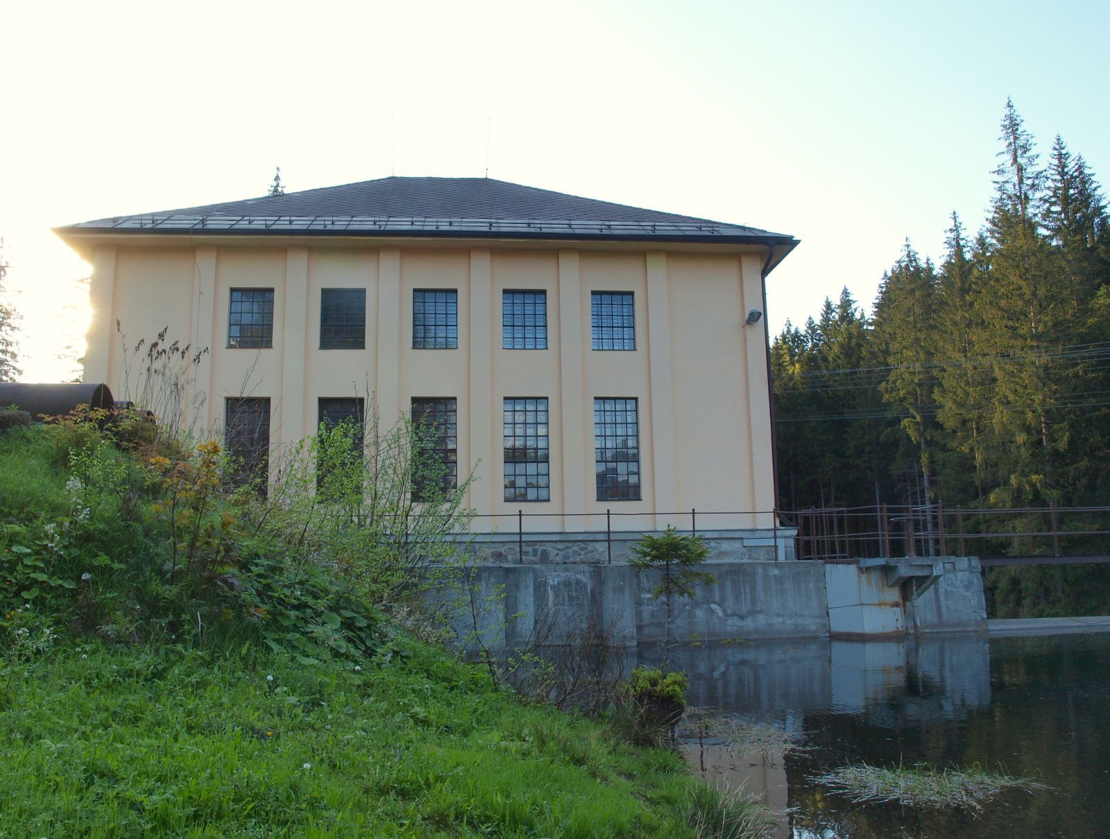 Přečerpávací elektrárna Černé jezero