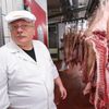 Hyperkmarket Globus - příprava masa, řeznictví, řezník Pavel Holeček