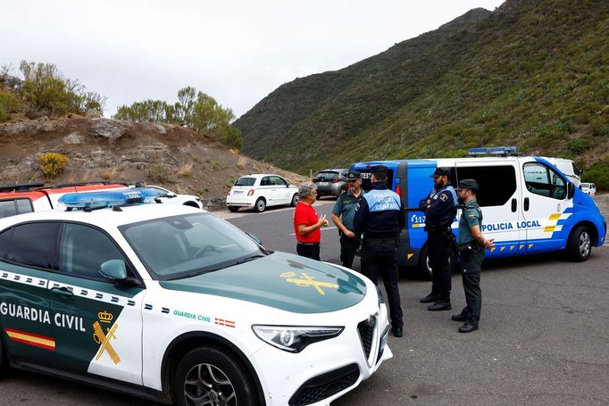 Pátrání po Jayovi Slaterovi na Tenerife.