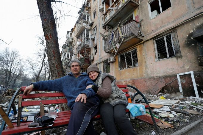 Záběr z přístavního města Mariupol na Ukrajině, které čelí obklíčení a ničivému bombardování ruských invazních sil. 18. 4. 2022