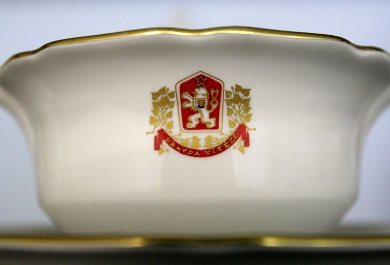 Karlovarský porcelán