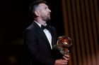 Messi dostal osmý Zlatý míč. Na Haalanda zbyla jen cena pro nejlepšího útočníka