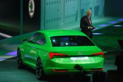 Škoda chystá auto pro bohaté. Z kupé vzejde superb