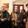 Básníci a hospody - komentovaná procházka Malou Stranou s básníky Bogdanem Trojakem a Petrem Stančíkem