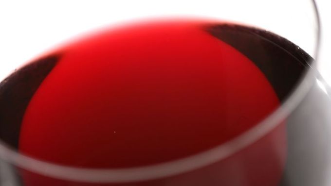 Ultimatum vinařských partyzánů: Dražší víno, nebo levná krev