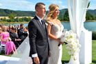 Obvinění a vydání šéfa hnutí ANO Andreje Babiše ke stíhání (2017–2018). Babiš byl obviněn v říjnu 2017, sněmovna jej ke stíhání vydala v září 2017 a znovu v lednu 2018.
Podle obžaloby Babiš na přelomu let 2007 a 2008 vyvedl společnost Farma Čapí hnízdo z Agrofertu a akcie převedl na své děti a partnerku. Na svatební fotografii z roku 2017 je se svou novomanželkou Monikou; v současnosti žijí odloučeně.