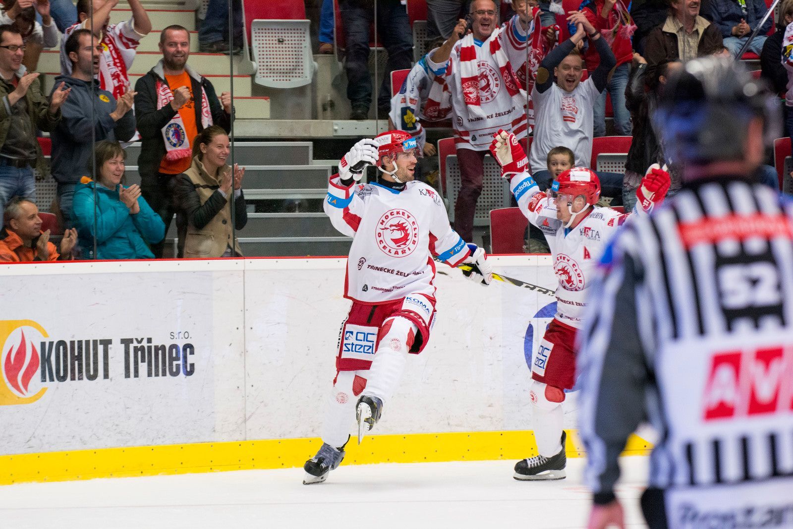 Třinec - Chomutov. 8. kolo extraligy 2016/17