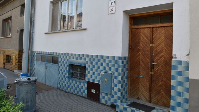 Dva mrtvé nalezli policisté v domě v Šilingrově ulici v Břeclavi.