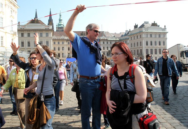 Přípravy na Obamu na Hradčanském náměstí