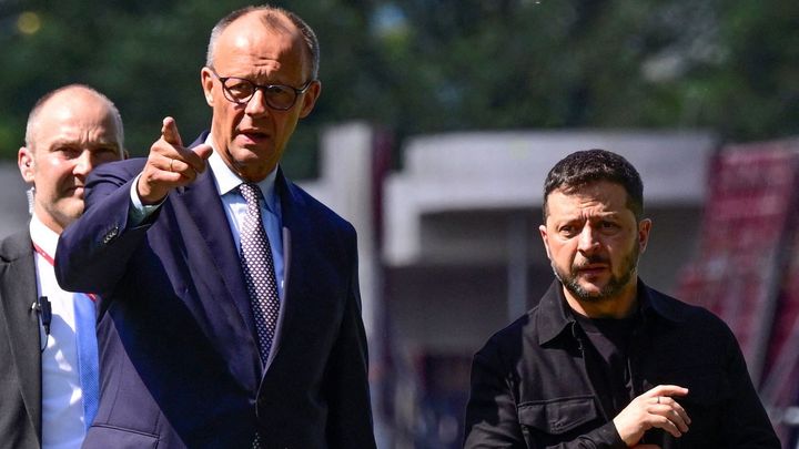 "Putin je možná největší válečný zločinec naší doby," opřel se do prezidenta Merz; Zdroj foto: Reuters