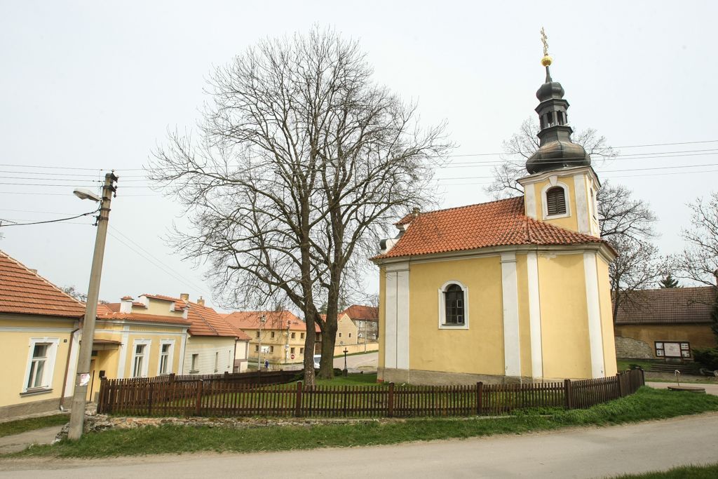 Dobrovíz