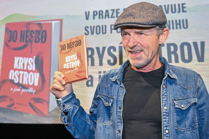 Jo Nesbø na úterní akci v Praze.