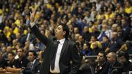 Barcelonského giganta zas vede kouč Xavi Pascual.