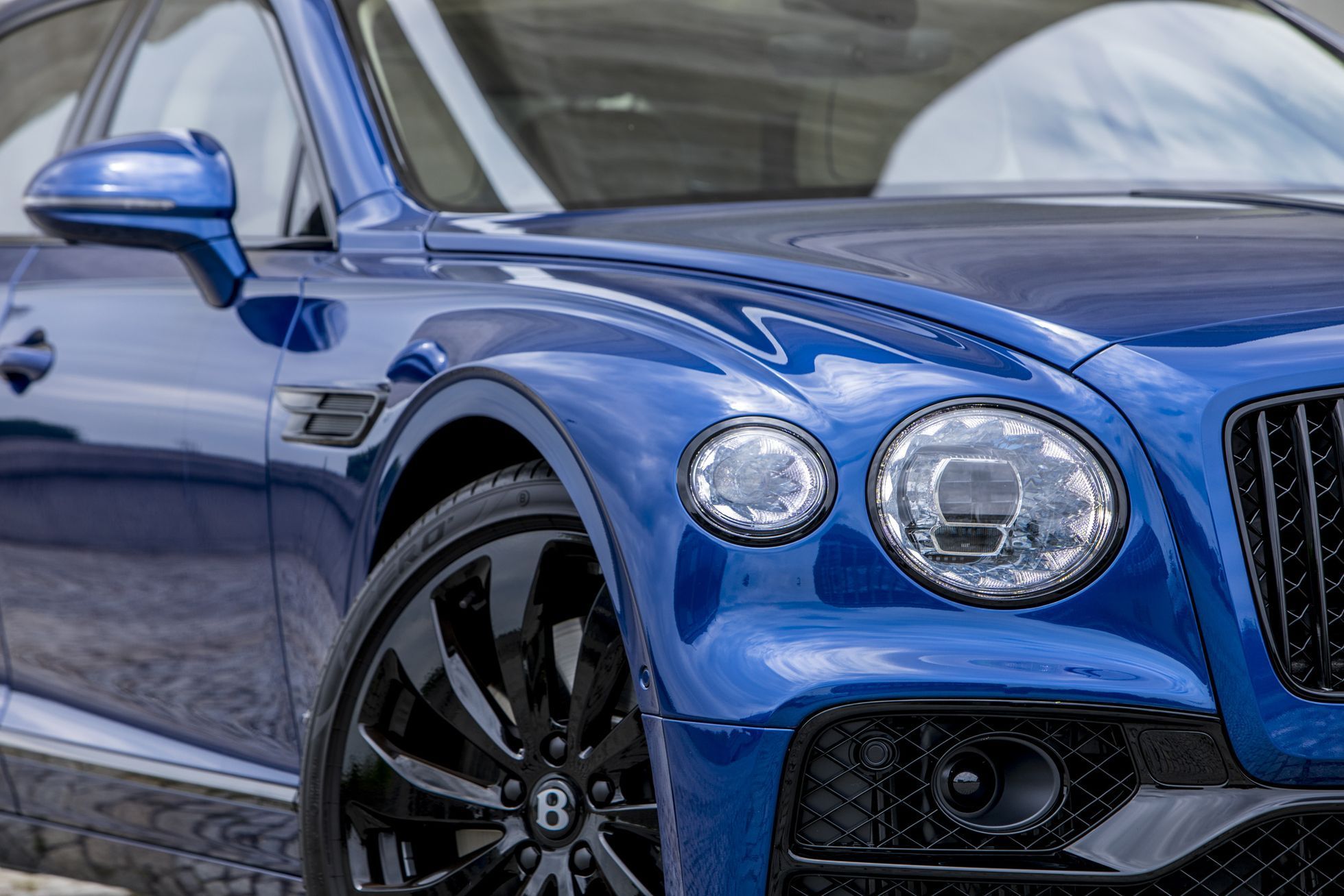 Bentley Flying Spur 2023
