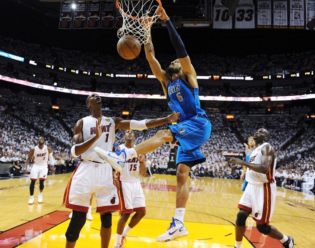Finále NBA: Miami - Dallas (Chandler, Bosh)