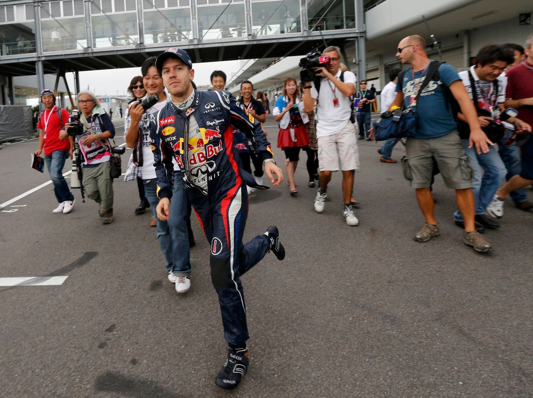 Německý pilot F1 Sebastian Vettel při kvalifikaci na VC Japonska 2012 v Suzuce.