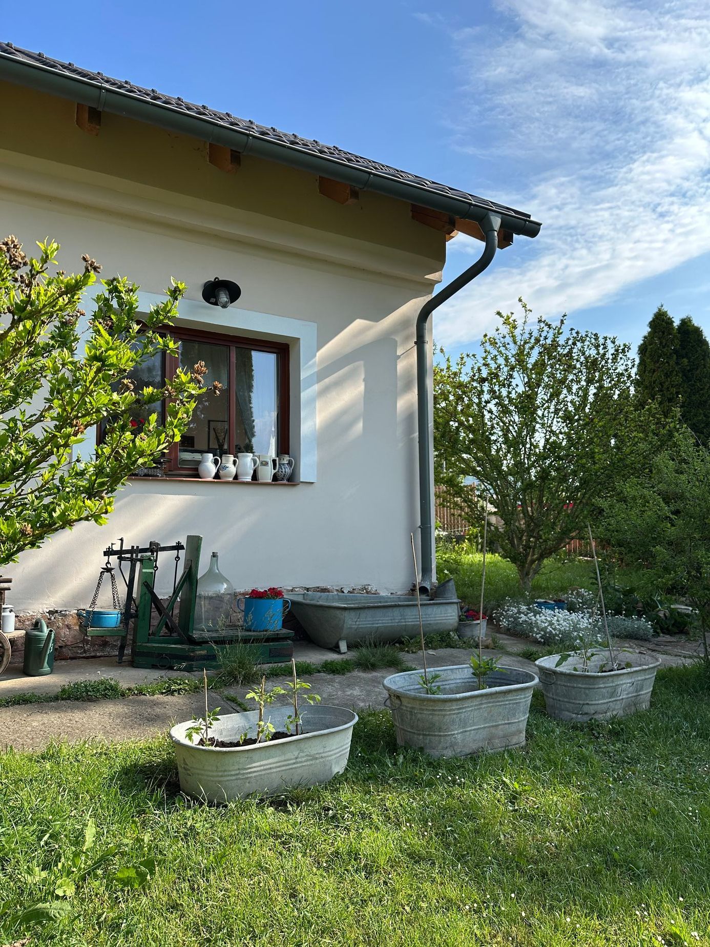 Žijeme na vsi, bydlení, rodina, dům, retro, vintage