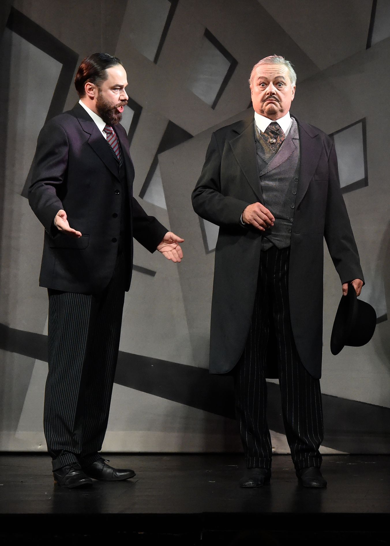 Bílý pán aneb Těžko se dnes duchům straší