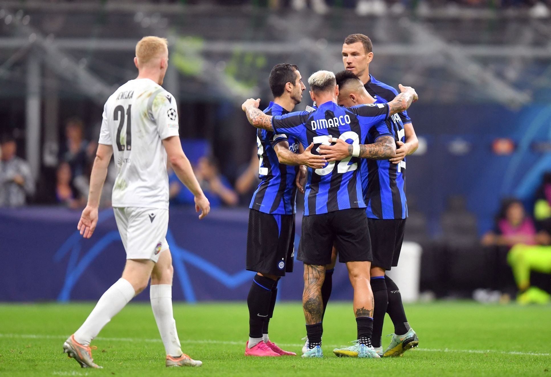 fotbal, Liga mistrů 2022/2023, Inter Milán - Viktoria Plzeň, radost Interu
