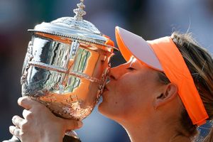 Maria Šarapovová slaví titul na French Open 2014