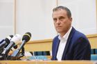 Žalobce podal obžalobu na čtyři lidi z kauzy Vidkun, k soudu půjde exhejtman Rozbořil