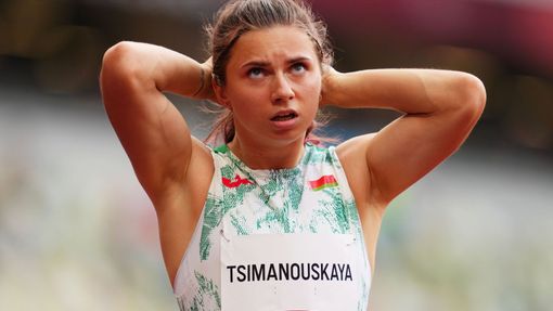 Kryscina Cimanouská z Běloruska po svém rozběhu na 100m na OH 2020.