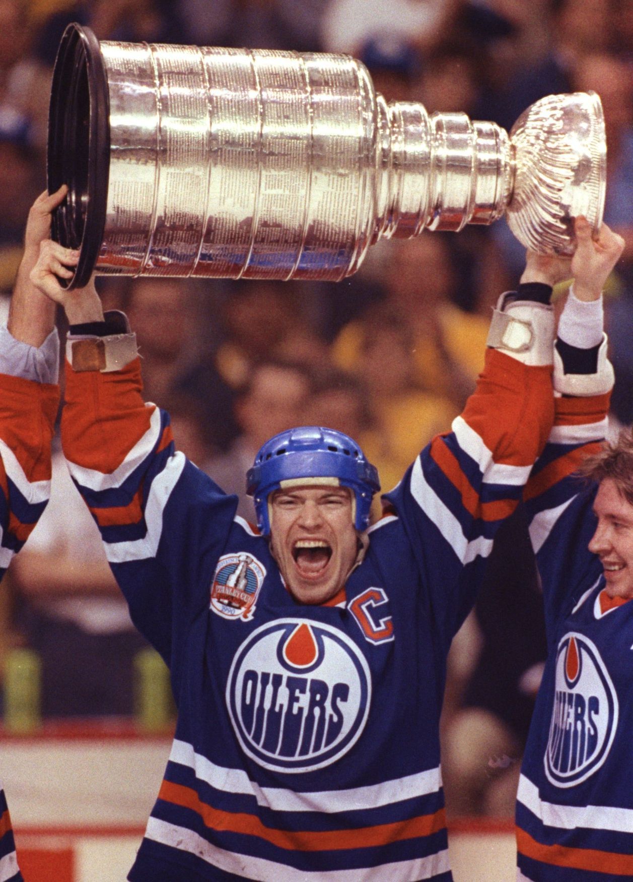 Mark Messier se Stanley Cupem (1990)