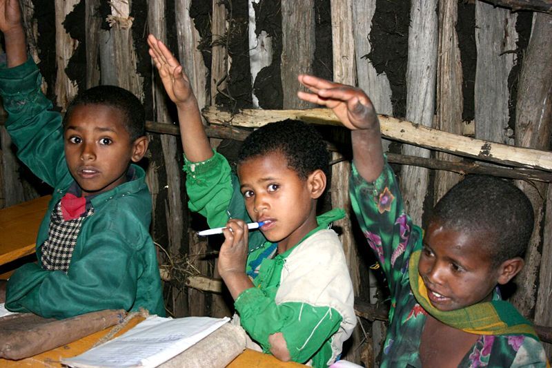 Afrika Etiopie Děti v neformální škole