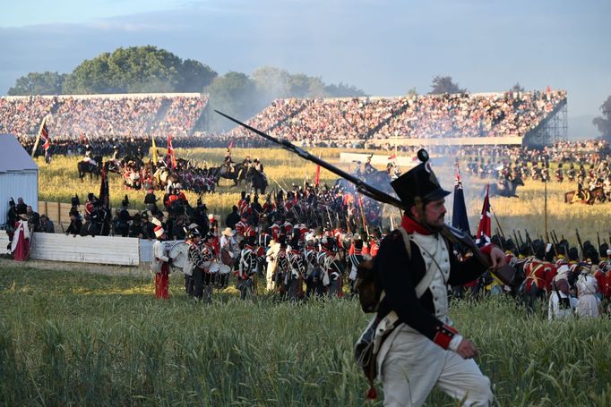 Rekonstrukce bitvy u Waterloo.