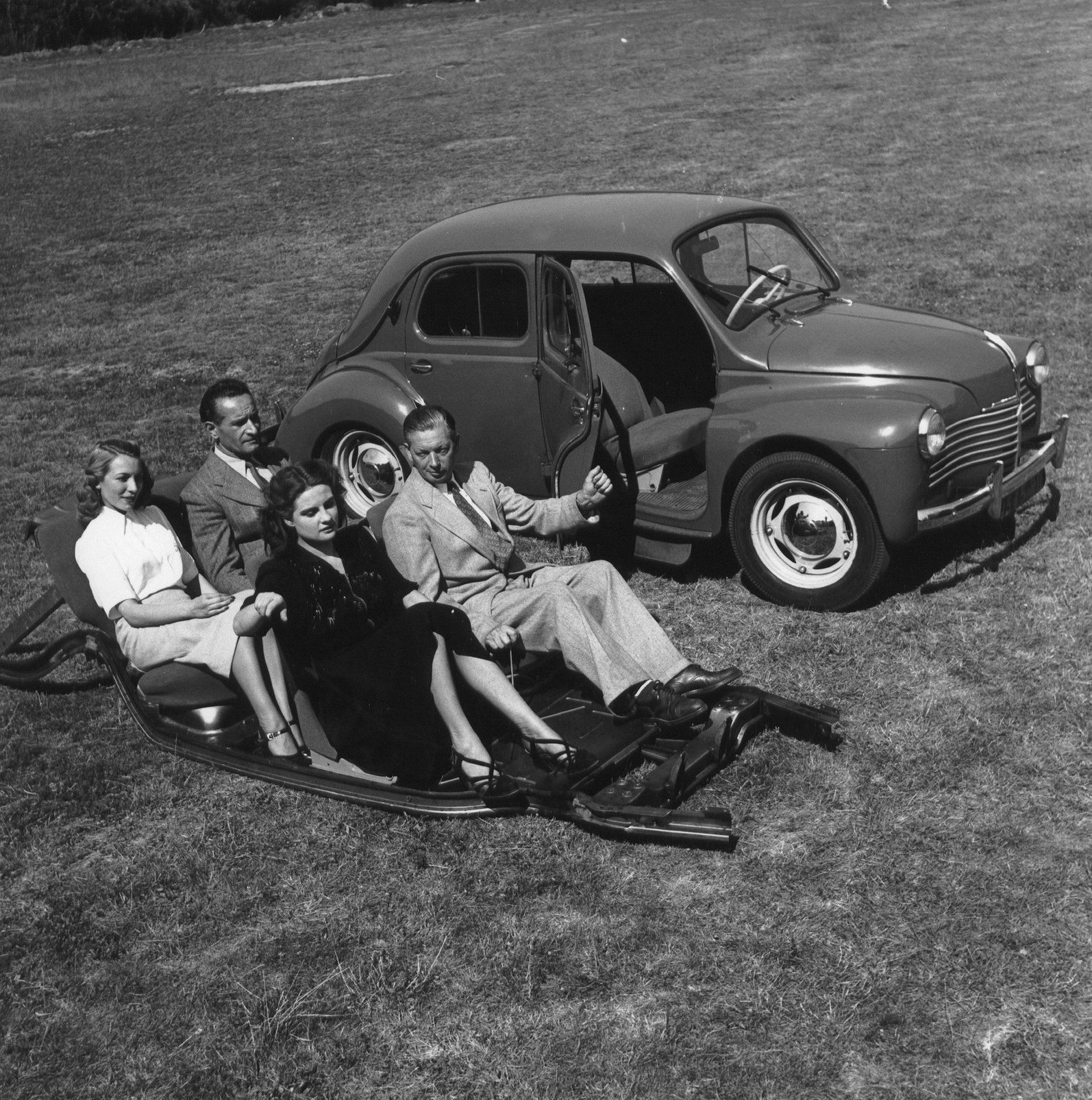 Renault 4CV