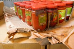 Kontrola našla přes tunu zkažených potravin z Vietnamu