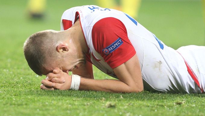 Tomáš Souček zahodil penaltu a Slavia si veze z Karviné jen bod