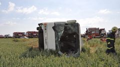 Nehoda autobusu si v Olomouci vyžádala 16 zraněných