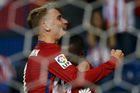 Atlético po dvou brankách Griezmanna vede španělskou ligu