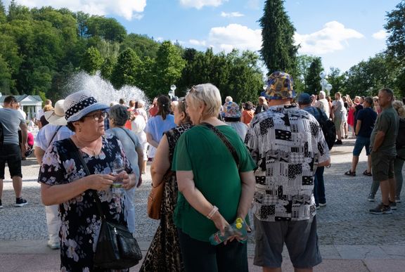 Turisté do Mariánských Lázní jezdí z Česka, Německa a nově také z Blízkého východu, převážně z Izraele.