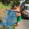 Stavba elektrických ohradníků ve Zlínském kraji kvůli africkému moru divokých prasat.