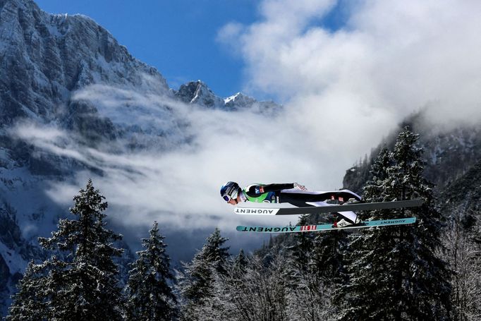 Ski Jumping - FIS Ski Jumping World Cup - Planica, Slovenia - March 24, 2024 Austria's Daniel Tschofenig in action during the men's individual HS240 REUTERS/Borut Zivulov