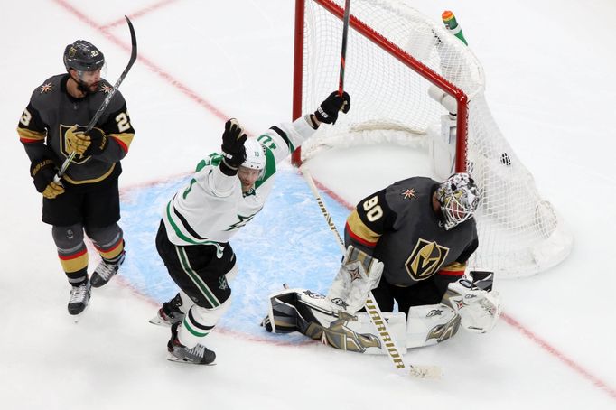 Sep 14, 2020; Edmonton, Alberta, CAN; Dallas Stars right wing Corey Perry (10) celebrates the game winning goal scored by Dallas Stars right wing Denis Gurianov (34, not