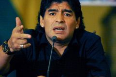 Trenér Maradona: Sláva mu nechybí, zkušenosti ano