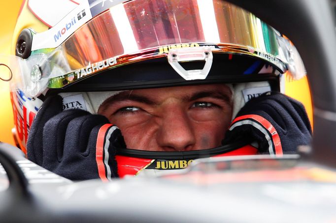 Max Verstappen při tréninku na VC v Soči 2019